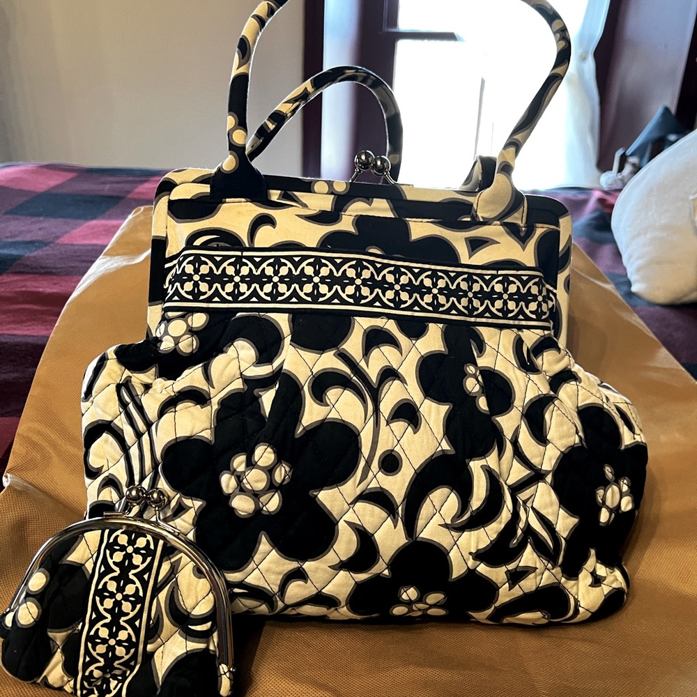 Vera Bradley Alice Clasp Bag with Matching Change Purse Card Wallet Retired